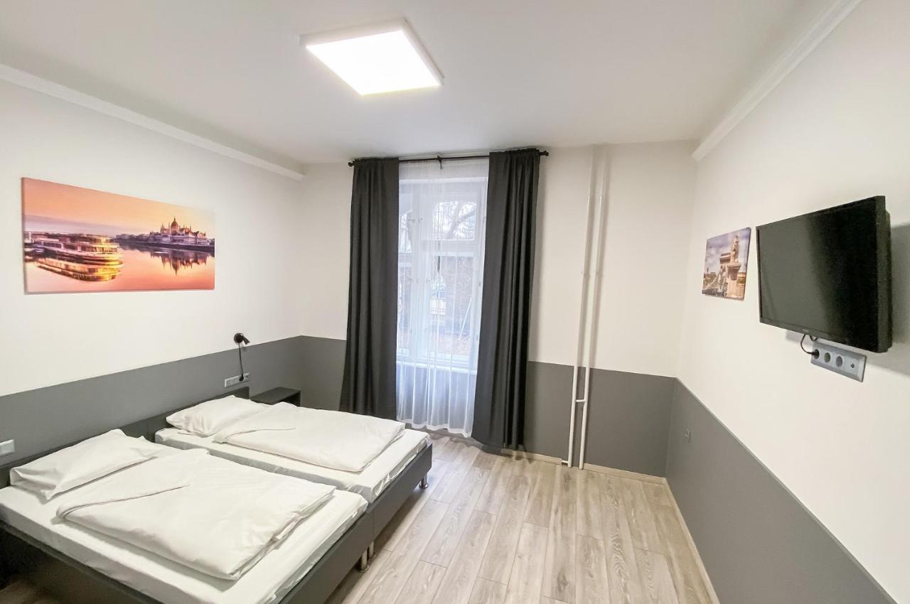 Dominik Panzio Bed & Breakfast Budapest Exterior photo