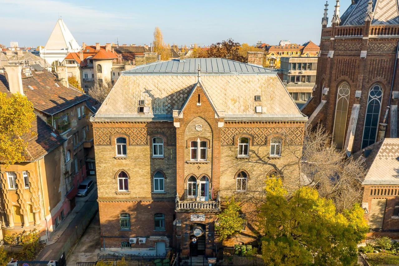 Dominik Panzio Bed & Breakfast Budapest Exterior photo
